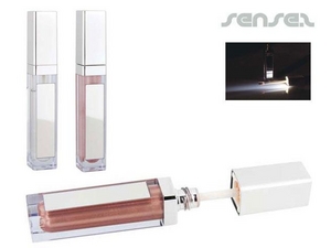 Lip Gloss With Mirror & Light